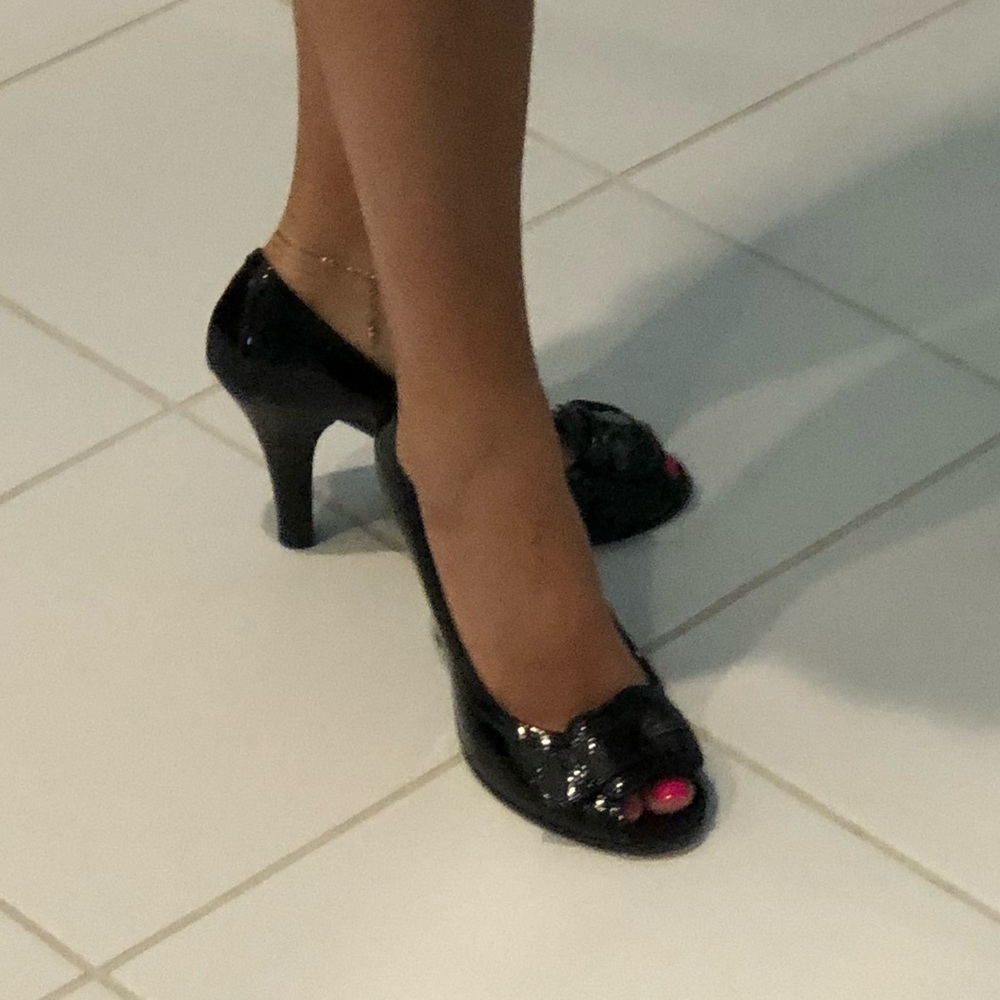 FENDI Peep Toe Pumps
